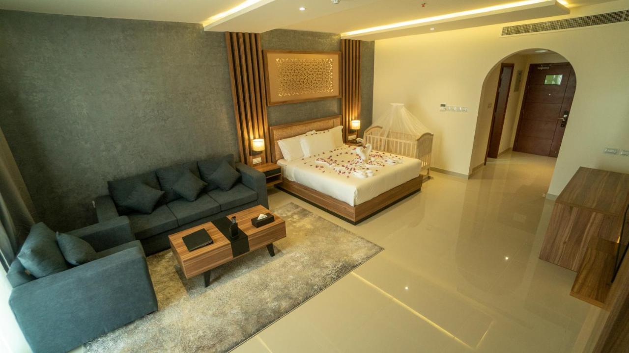 The Plaza Hotel & Resort Salalah Bagian luar foto
