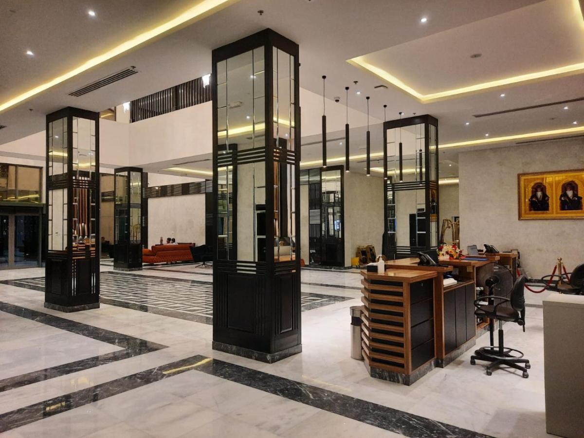 The Plaza Hotel & Resort Salalah Bagian luar foto