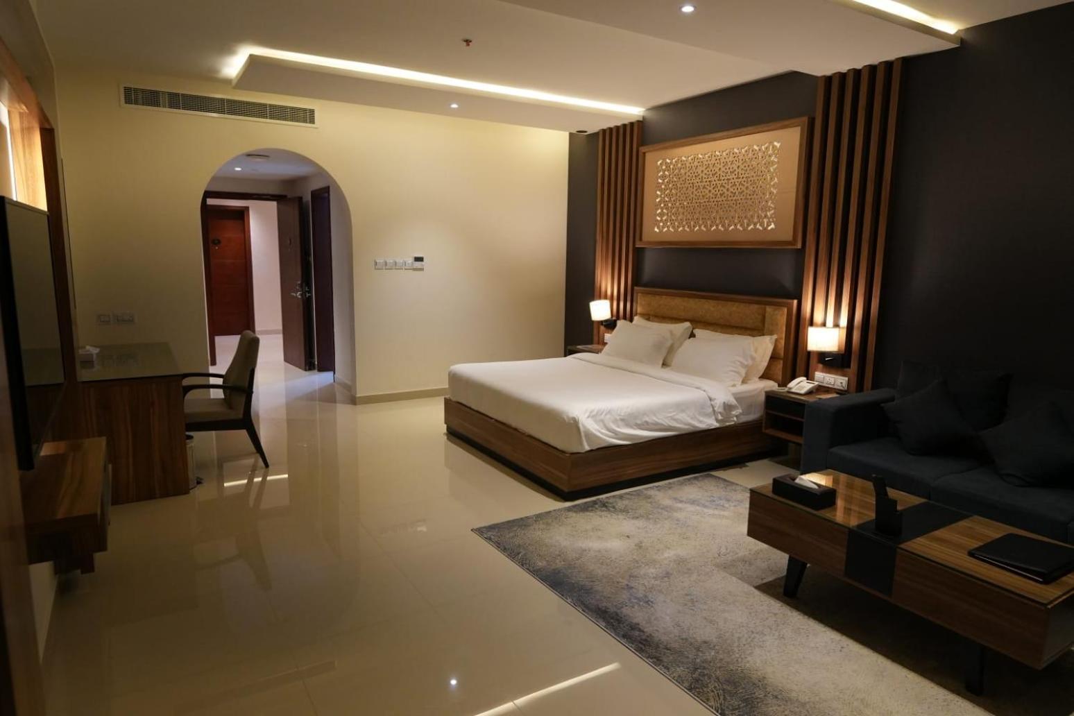 The Plaza Hotel & Resort Salalah Bagian luar foto