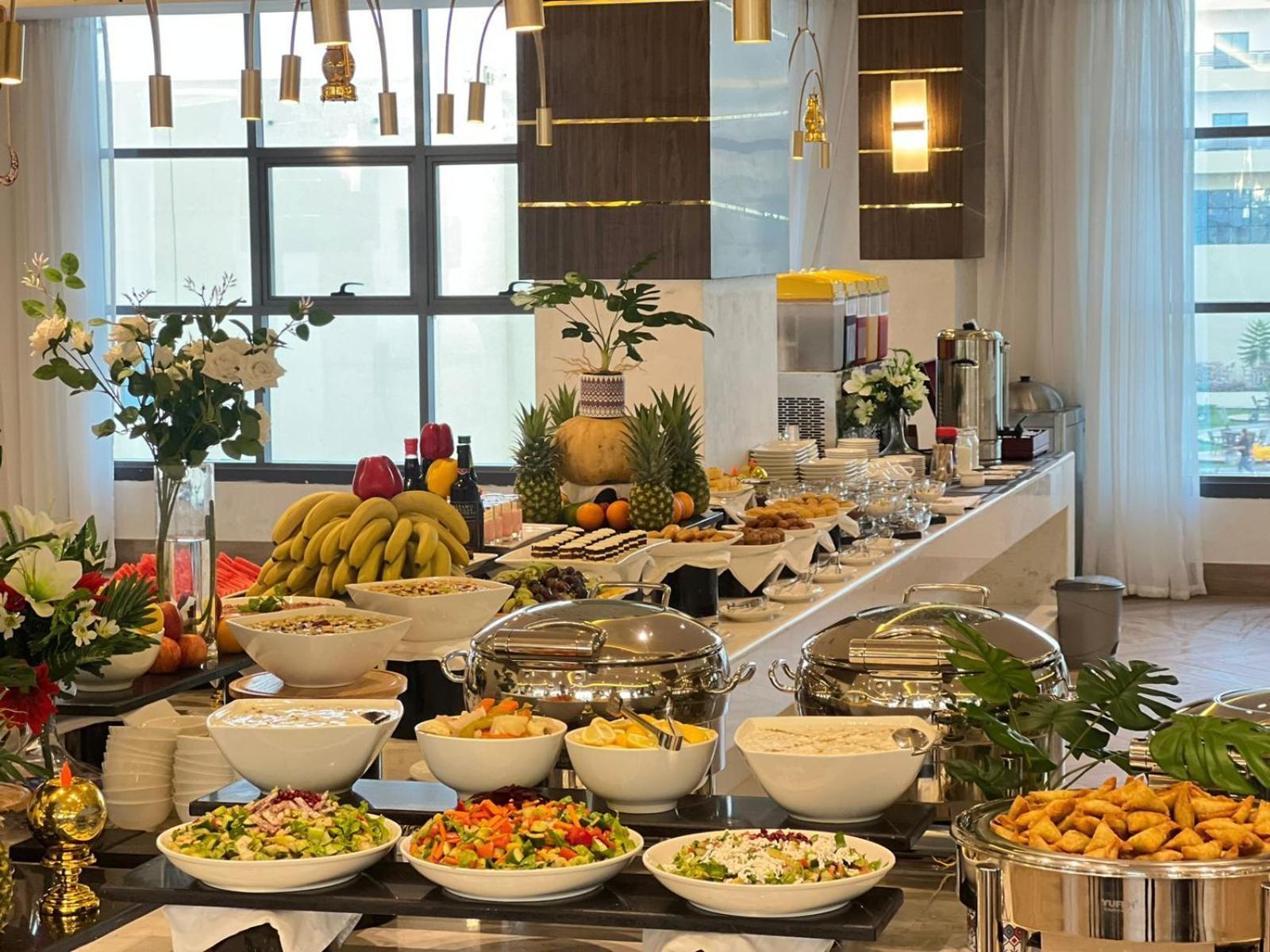 The Plaza Hotel & Resort Salalah Bagian luar foto