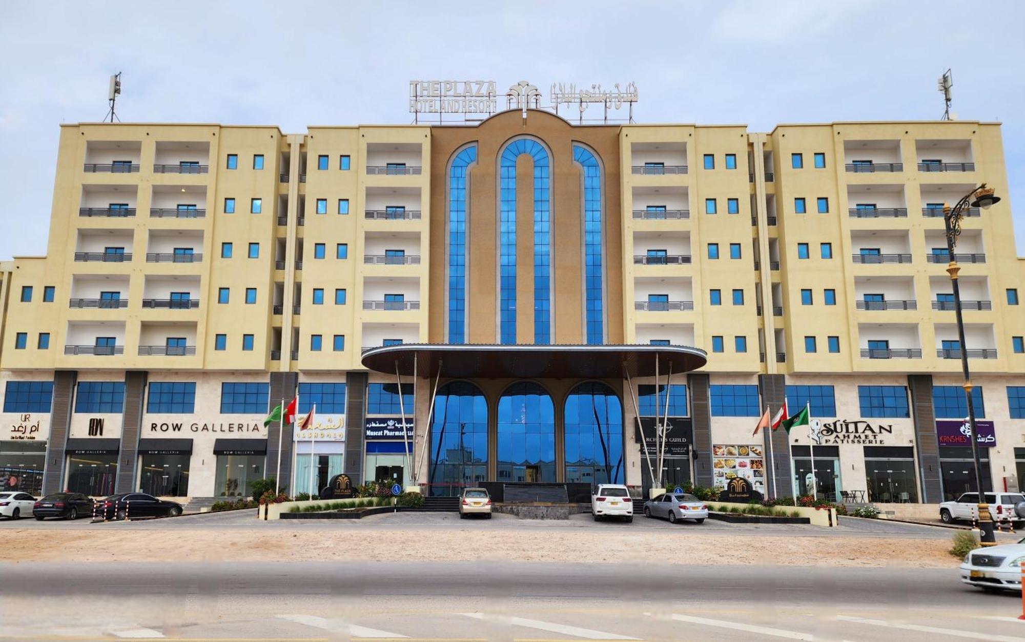 The Plaza Hotel & Resort Salalah Bagian luar foto